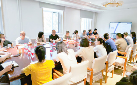 標題：研究中心召開研發(fā)工作推進會暨落實“十四五”規(guī)劃研討交流會
瀏覽次數(shù)：914
發(fā)表時間：2024-07-23